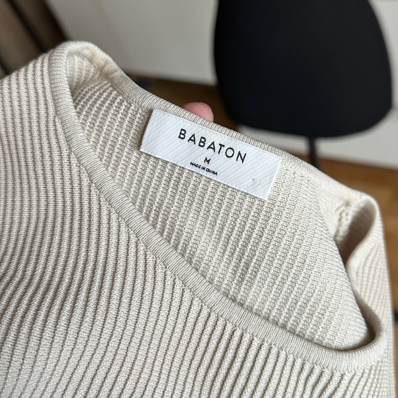 Aritzia Babaton Sculpt Cropped Tank - Picture 6 of 6